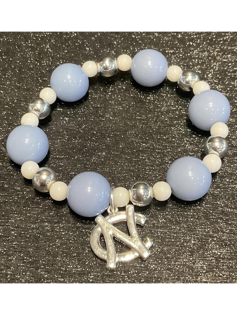 North Carolina Souvenir Blue & White Bead Stretchy Bracelet # 179